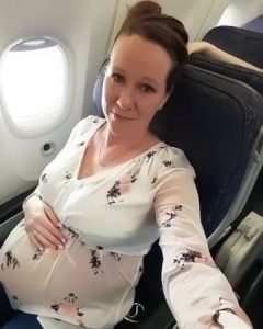 Pregnant Passenger Forced To Kneel By Flight Attendant – HERE’S THE SHOCKING